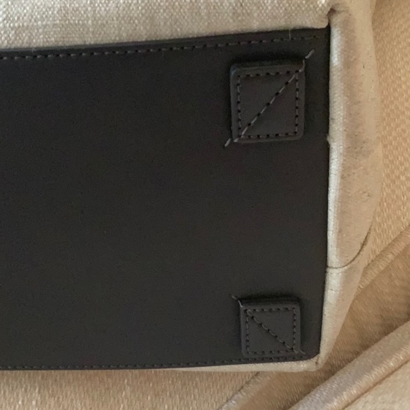 Tumi Linen and Leather Santa Monica Tote - Picture 5 of 13